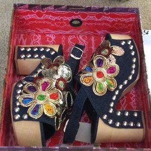 Jeffery Campbell Retro 70th Shoes. NWOT
